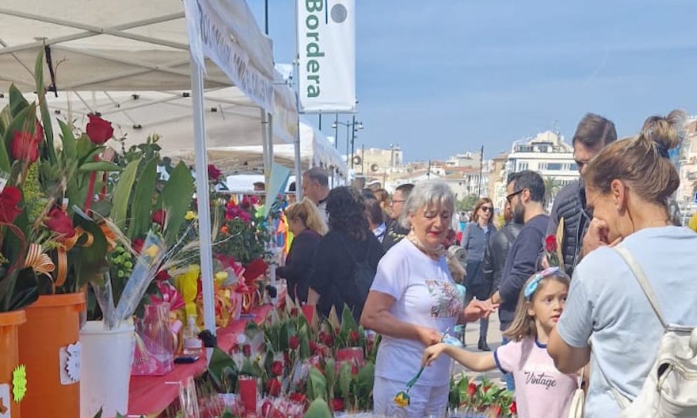 Jardineria Bordera torna a mostrar el seu vessant solidari per Sant Jordi